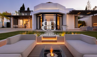 Villa - Herverkoop - Marbella - Nueva Andalucía