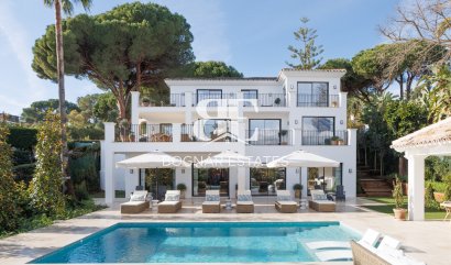 Villa - Herverkoop - Marbella - Nueva Andalucía