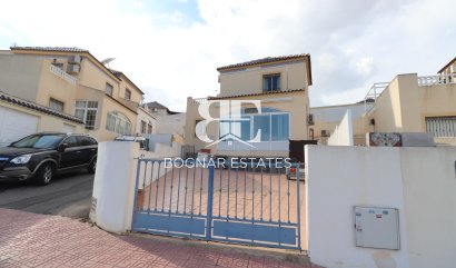 Villa - Herverkoop - Orihuela Costa -
                Los Balcones