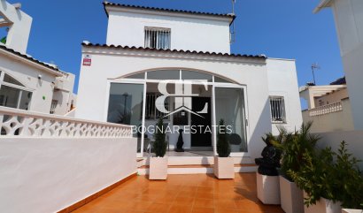 Villa - Herverkoop - Orihuela Costa - Los Balcones