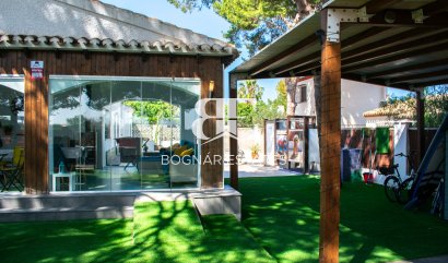 Villa - Herverkoop - Orihuela Costa - Punta Prima