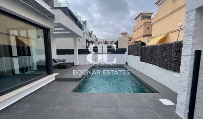 Villa - Herverkoop - Orihuela Costa - Villamartín