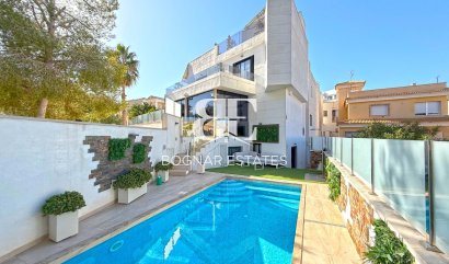 Villa - Herverkoop - Orihuela Costa - Villamartín