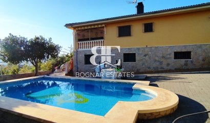 Villa - Resale - Benillup - Benillup