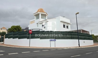 Villa - Resale - La Nucía - Convent De Les Montjes
