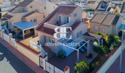 Villa - Resale - Rojales -
                Pueblo