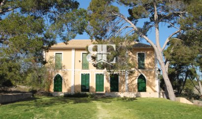 Villa - Wiederverkauf - Alicante - Center