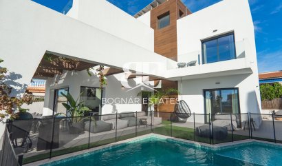 Villa - Wiederverkauf - Ciudad Quesada - town