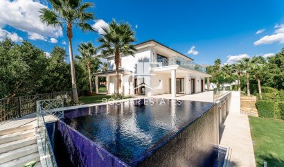 Villa - Wiederverkauf - Marbella - Nueva Andalucía