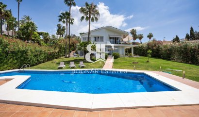 Villa - Wiederverkauf - Marbella - Nueva Andalucía