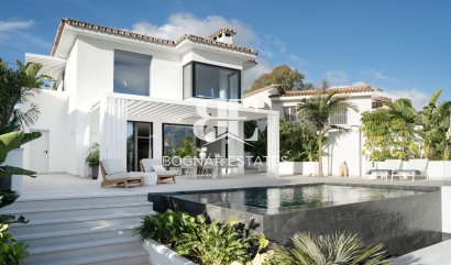 Villa - Wiederverkauf - Marbella - Nueva Andalucía