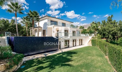 Villa - Wiederverkauf - Marbella - Nueva Andalucía
