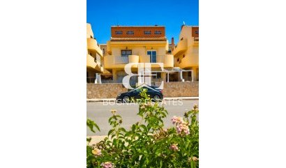 Villa - Wiederverkauf - Orihuela Costa - La Zenia