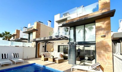 Villa - Wiederverkauf - Orihuela Costa - Lomas De Cabo Roig