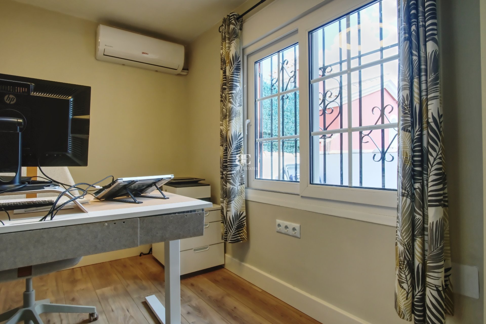 Wiederverkauf - 4. Semi-detached villa -
Orihuela Costa - Costa Blanca South