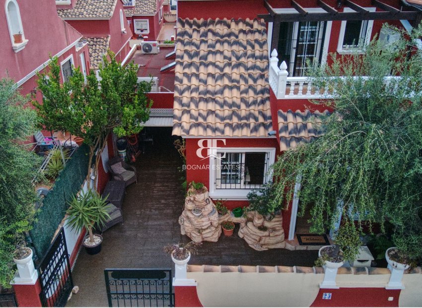 Wiederverkauf - 4. Semi-detached villa -
Orihuela Costa - Costa Blanca South