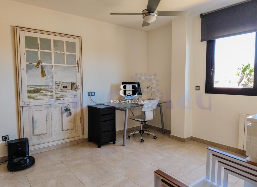 Wiederverkauf - apartment -
Albir