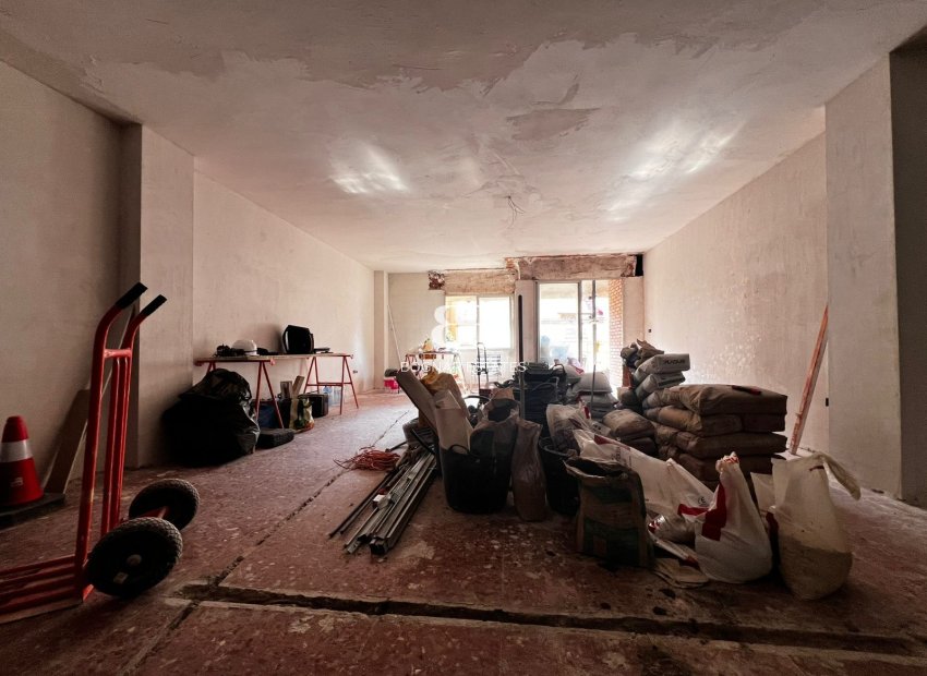 Wiederverkauf - apartment -
Alicante - Benalua