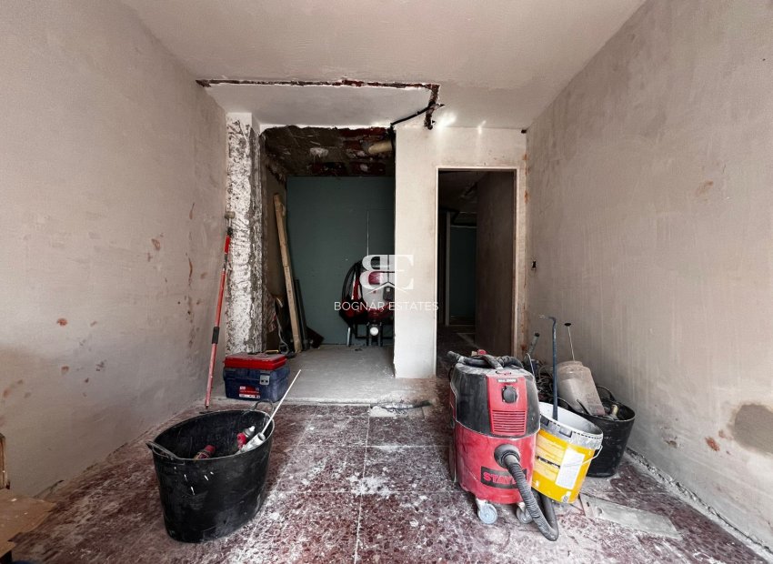 Wiederverkauf - apartment -
Alicante - Benalua