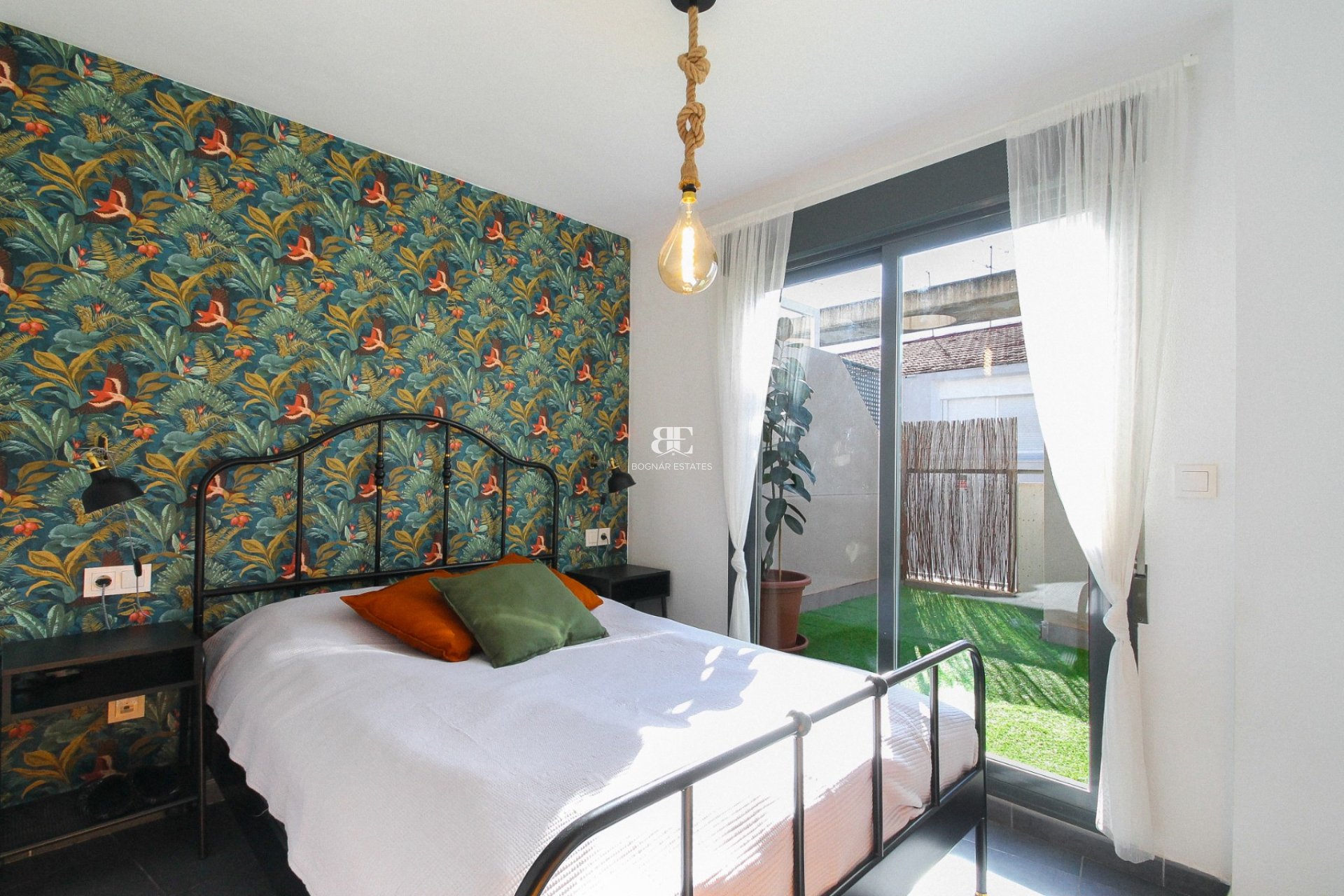 Wiederverkauf - apartment -
Alicante - Carolinas Altas