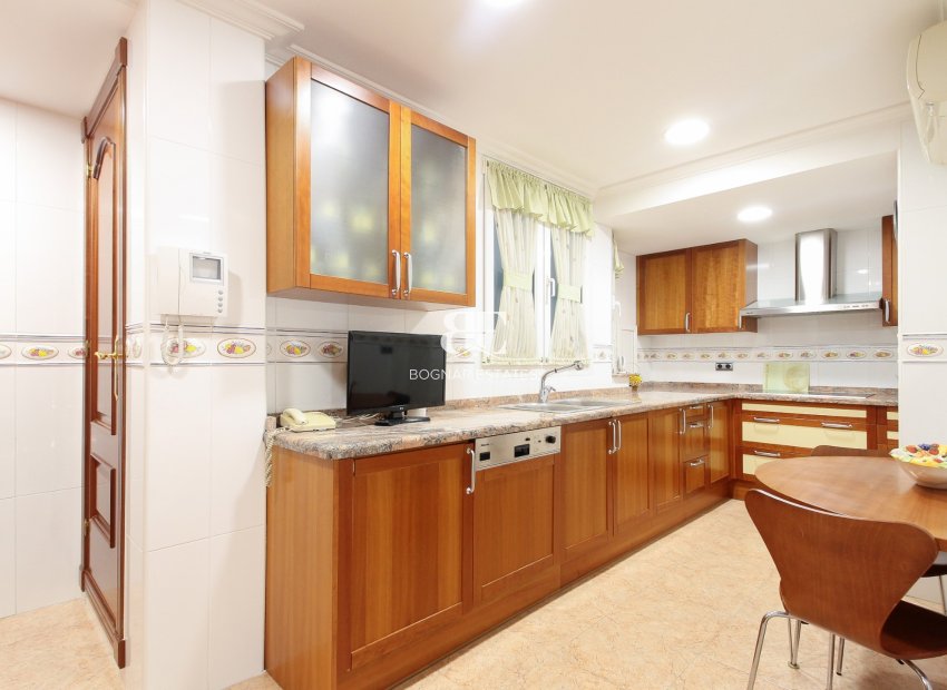 Wiederverkauf - apartment -
Alicante - Center