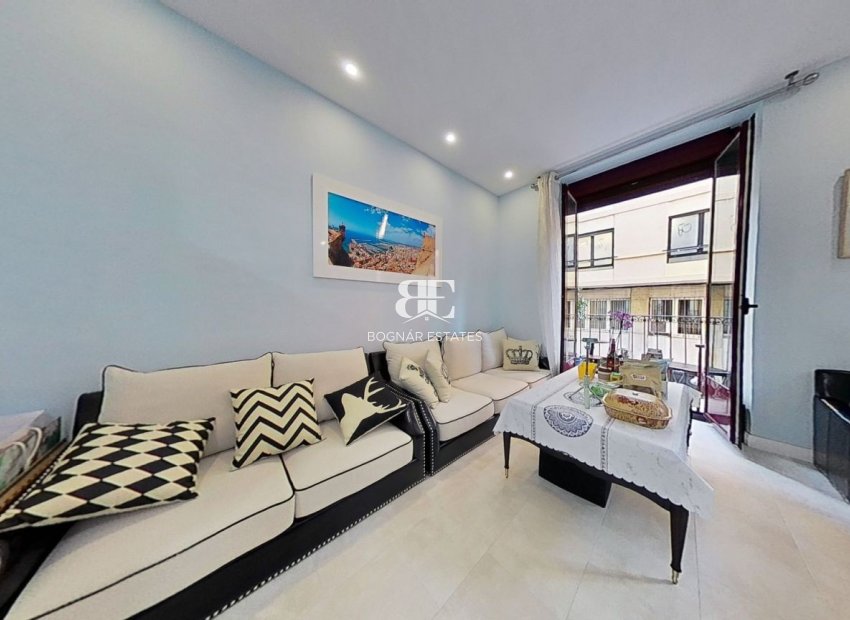 Wiederverkauf - apartment -
Alicante - Center