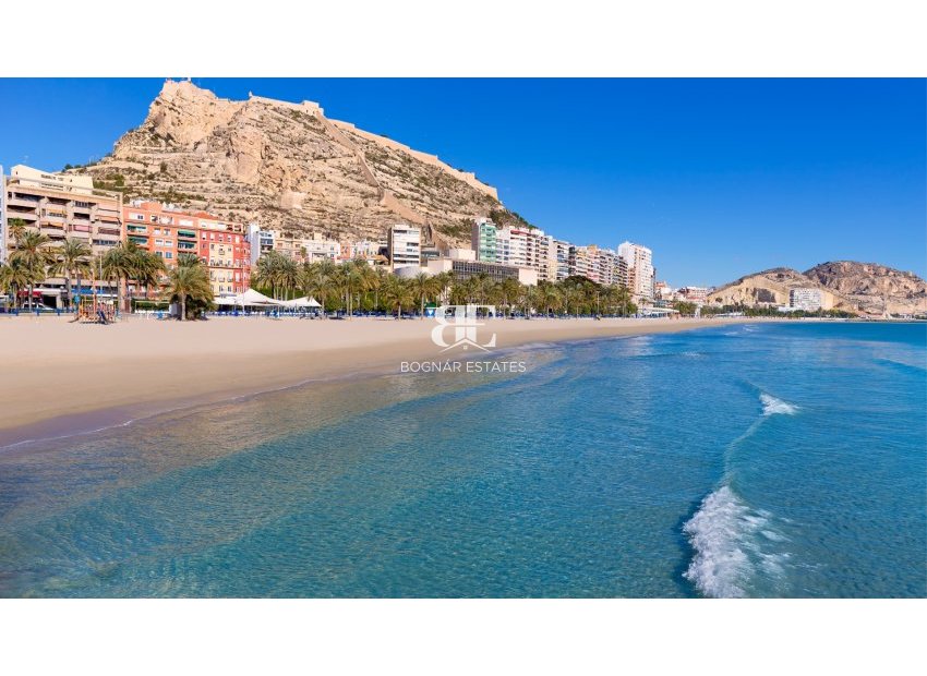 Wiederverkauf - apartment -
Alicante - Center