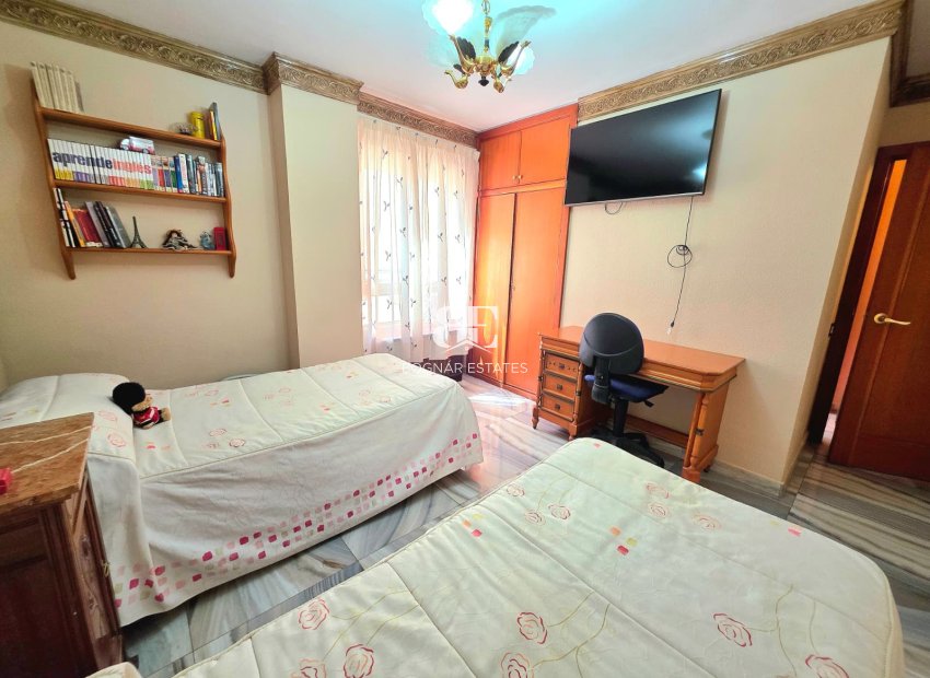 Wiederverkauf - apartment -
Alicante - Centro