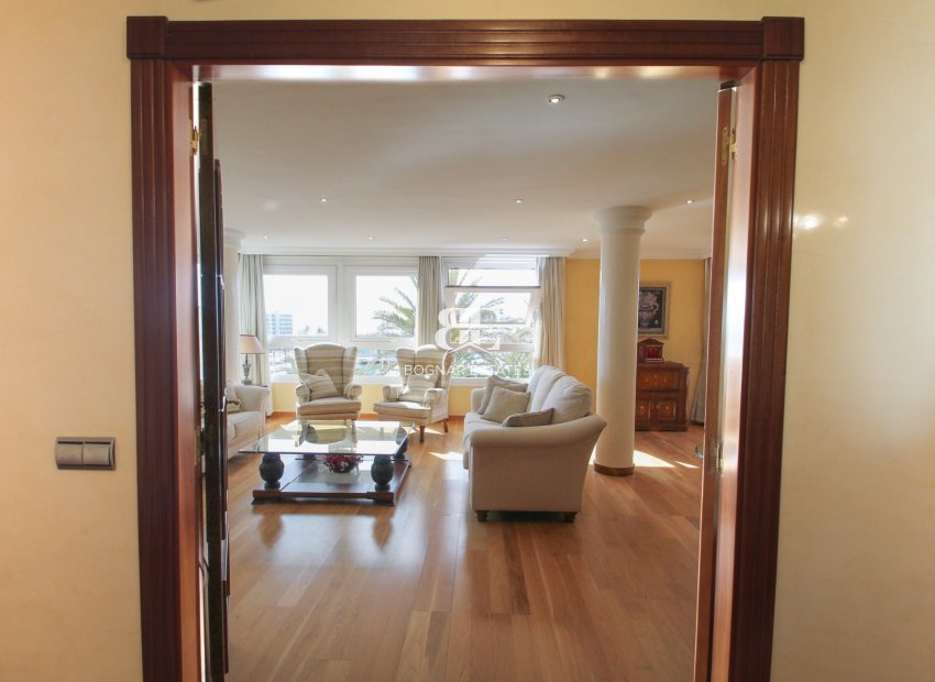 Wiederverkauf - apartment -
Alicante - - Centro  -