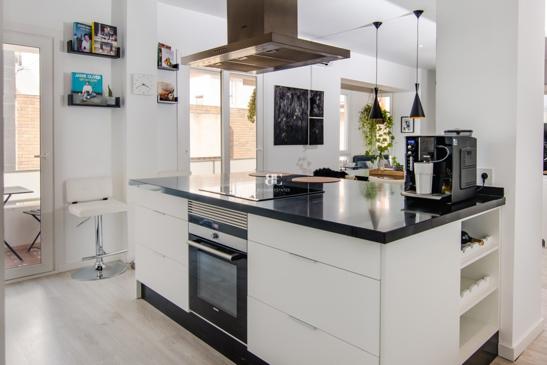 Wiederverkauf - apartment -
Alicante - - Centro  -