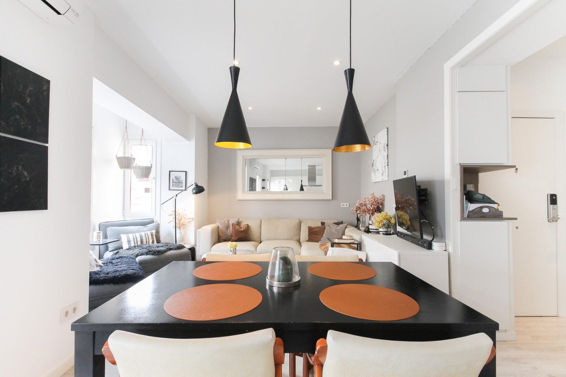 Wiederverkauf - apartment -
Alicante - - Centro  -