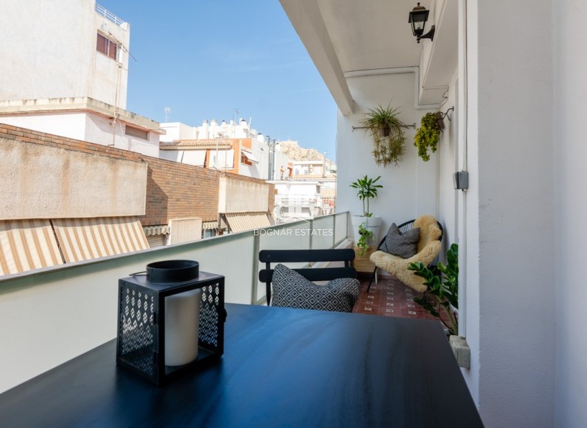 Wiederverkauf - apartment -
Alicante - - Centro  -