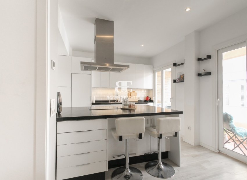 Wiederverkauf - apartment -
Alicante - - Centro  -