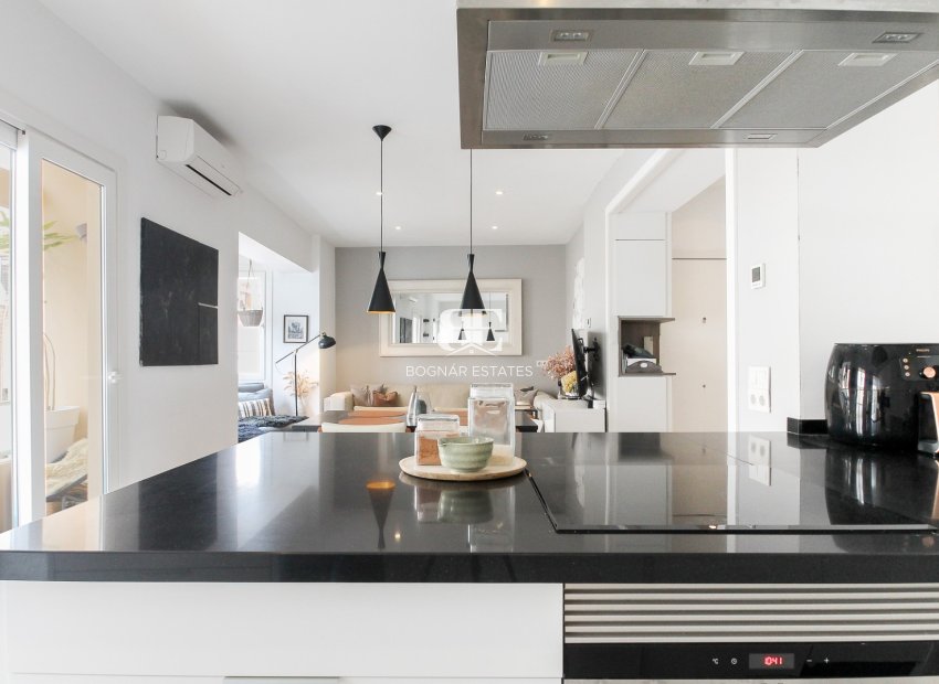 Wiederverkauf - apartment -
Alicante - - Centro  -