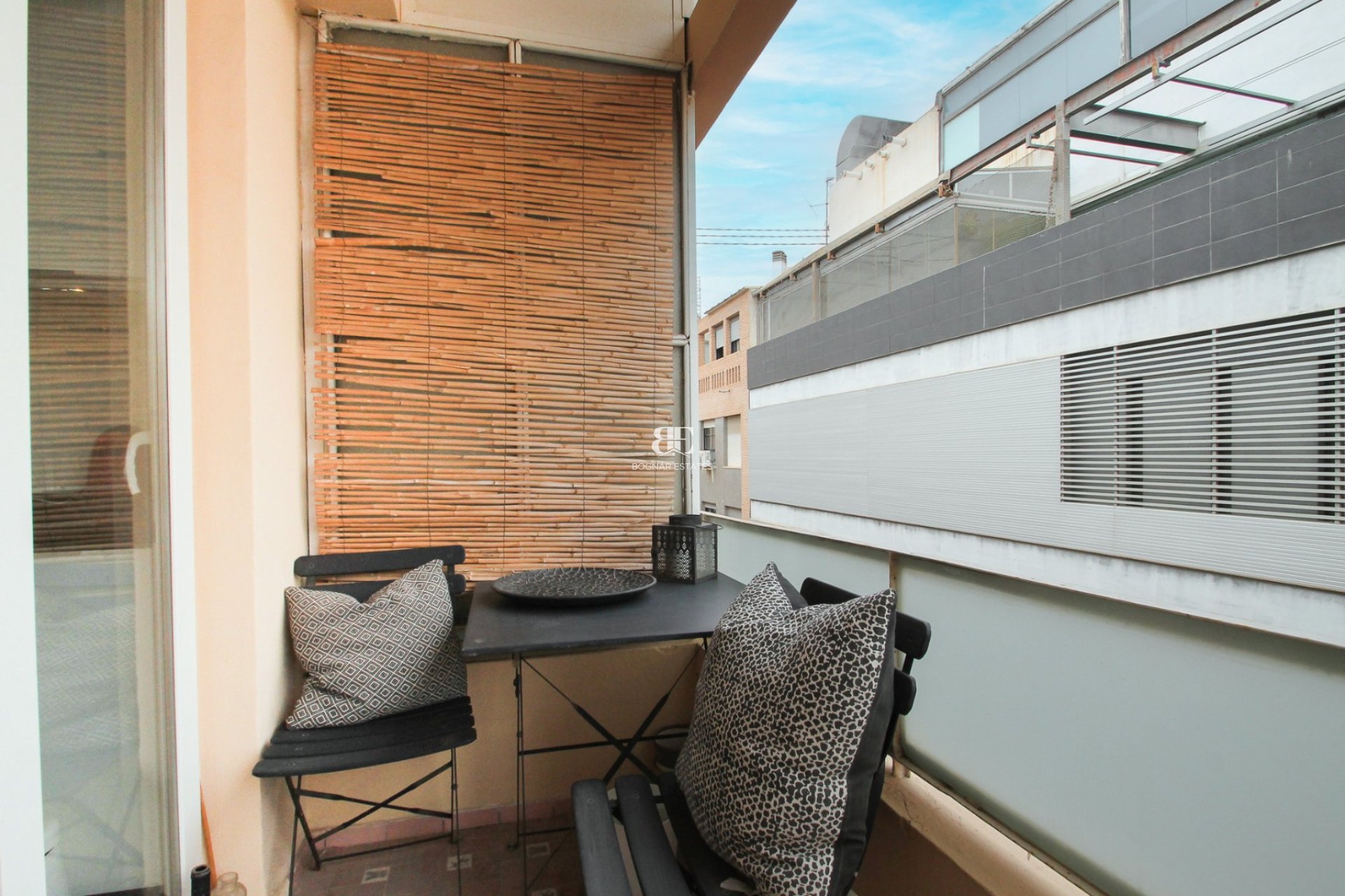 Wiederverkauf - apartment -
Alicante - - Centro  -