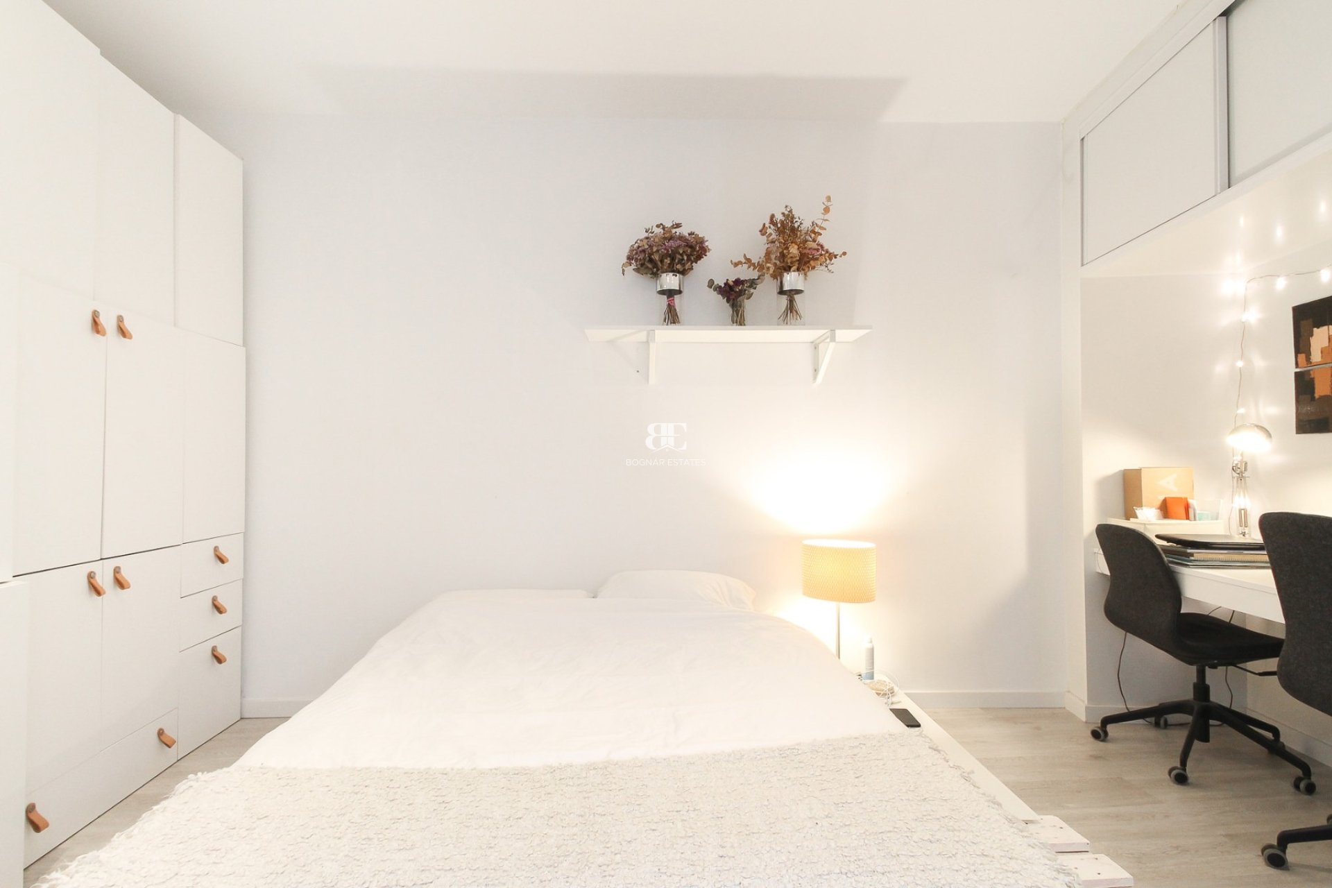 Wiederverkauf - apartment -
Alicante - - Centro  -