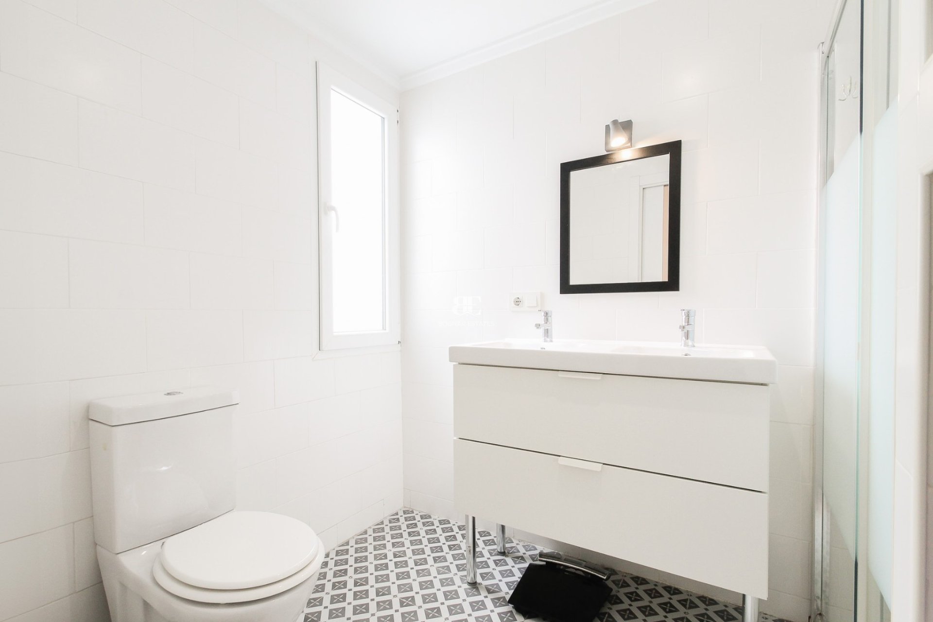 Wiederverkauf - apartment -
Alicante - - Centro  -