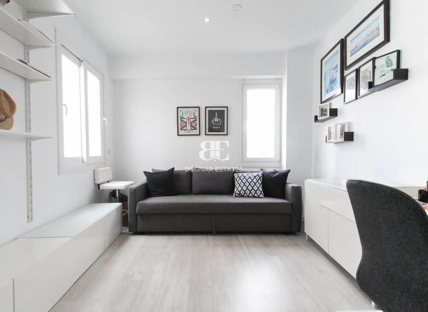 Wiederverkauf - apartment -
Alicante - - Centro  -