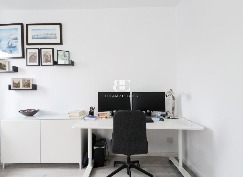 Wiederverkauf - apartment -
Alicante - - Centro  -