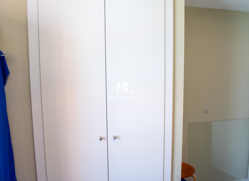 Wiederverkauf - apartment -
Alicante - El Campello