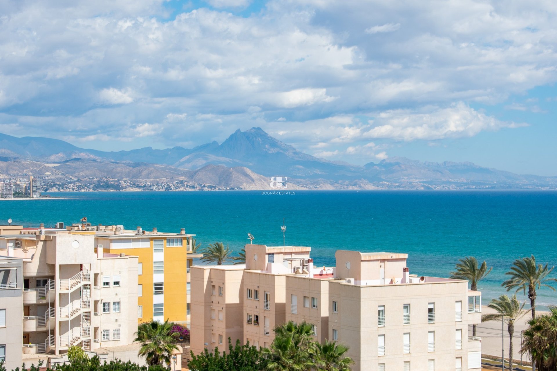 Wiederverkauf - apartment -
Alicante - El Campello