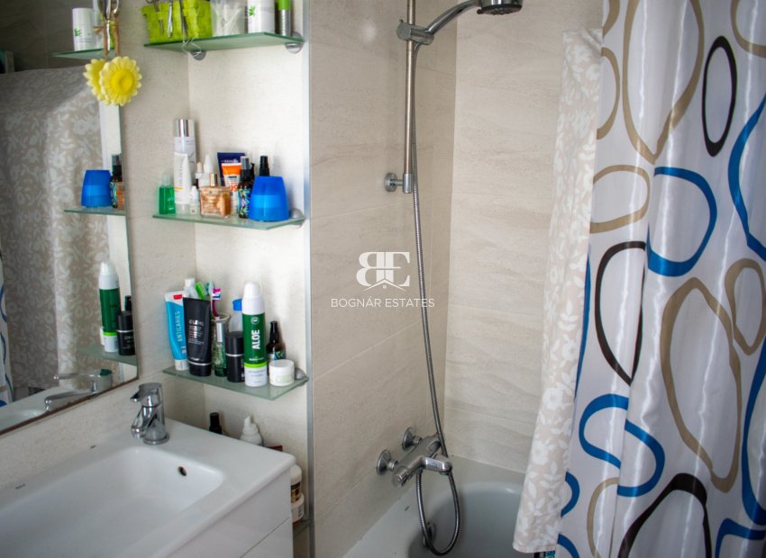 Wiederverkauf - apartment -
Alicante - El Campello