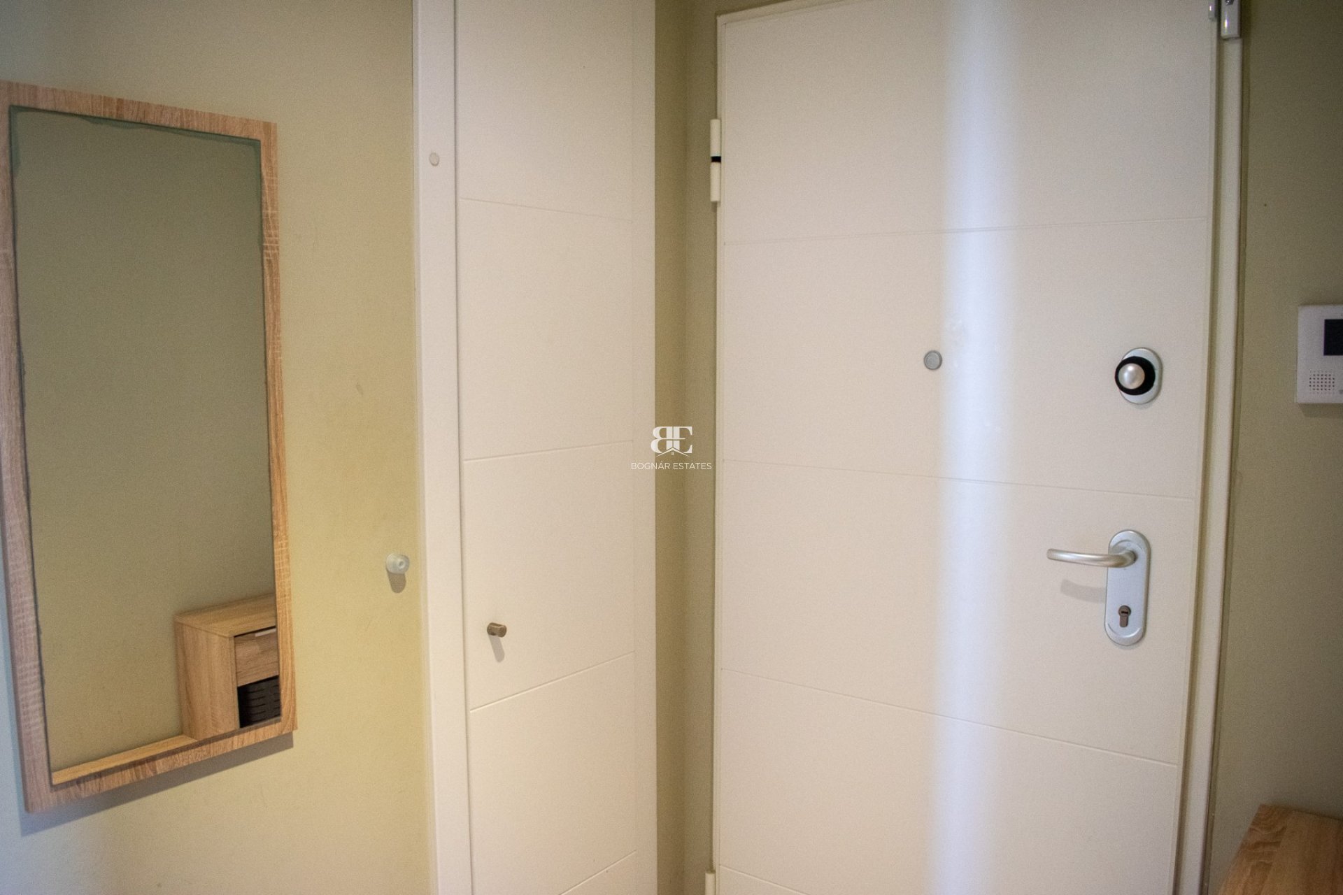Wiederverkauf - apartment -
Alicante - El Campello