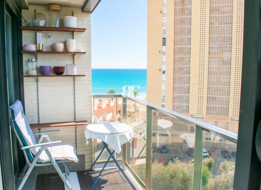 Wiederverkauf - apartment -
Alicante - El Campello