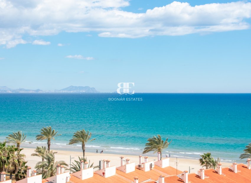 Wiederverkauf - apartment -
Alicante - El Campello