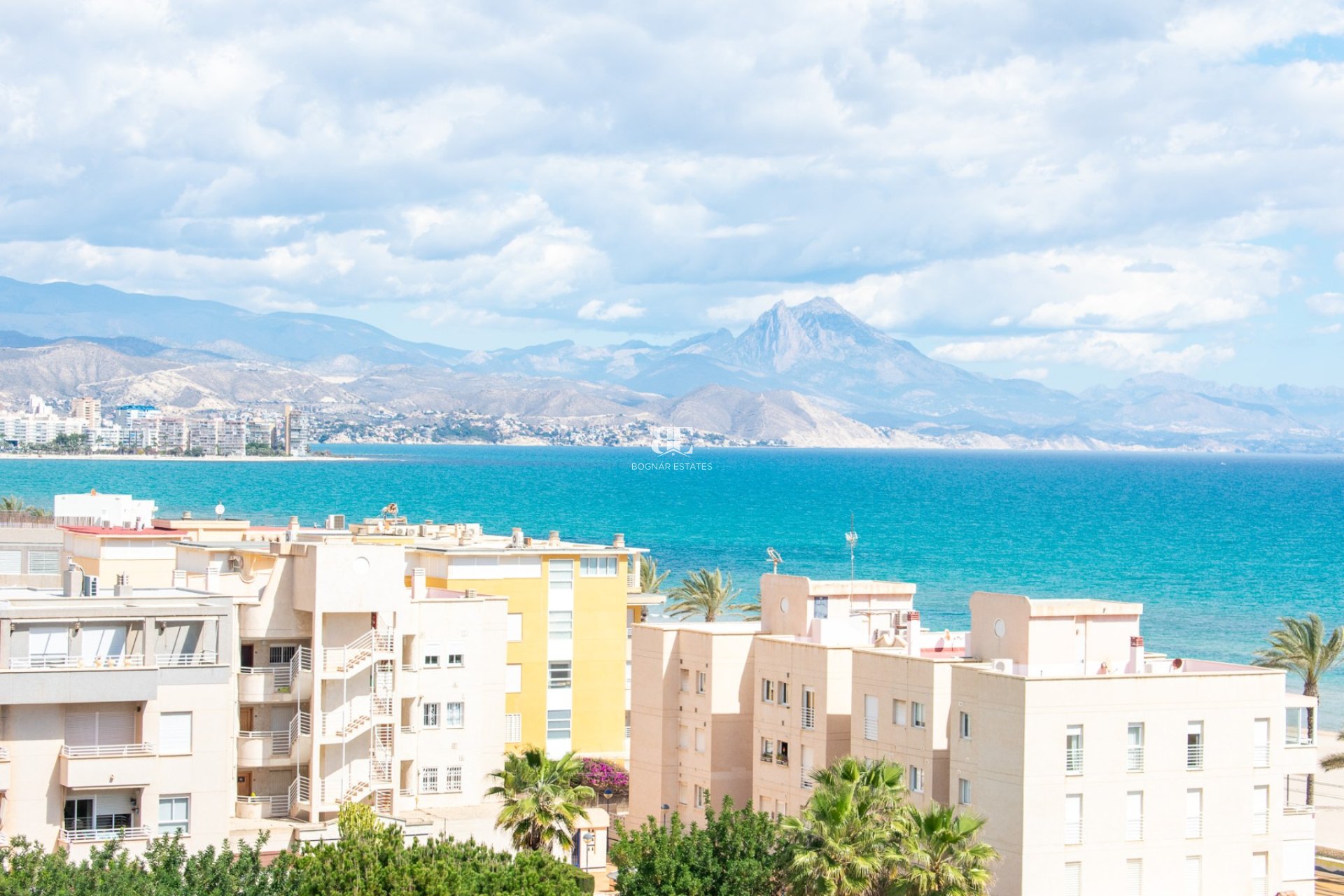 Wiederverkauf - apartment -
Alicante - El Campello