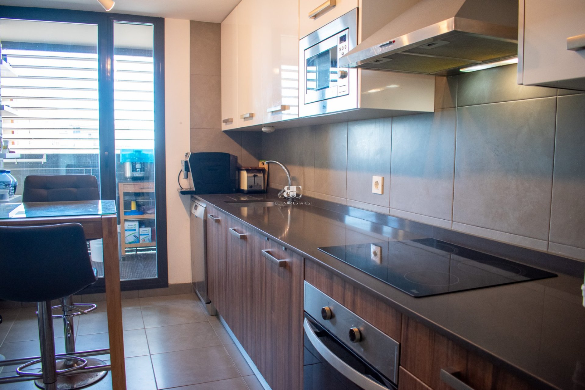 Wiederverkauf - apartment -
Alicante - El Campello