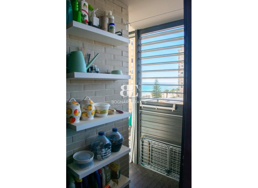 Wiederverkauf - apartment -
Alicante - El Campello