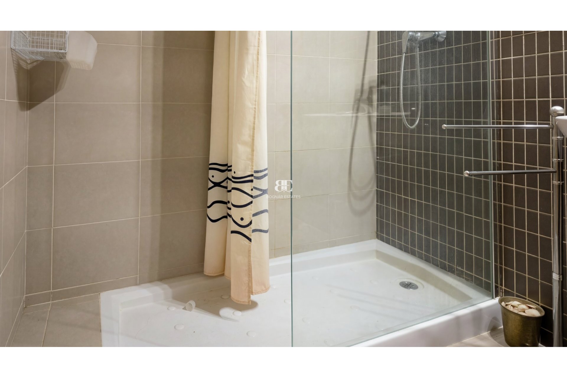 Wiederverkauf - apartment -
Alicante - Garbinet