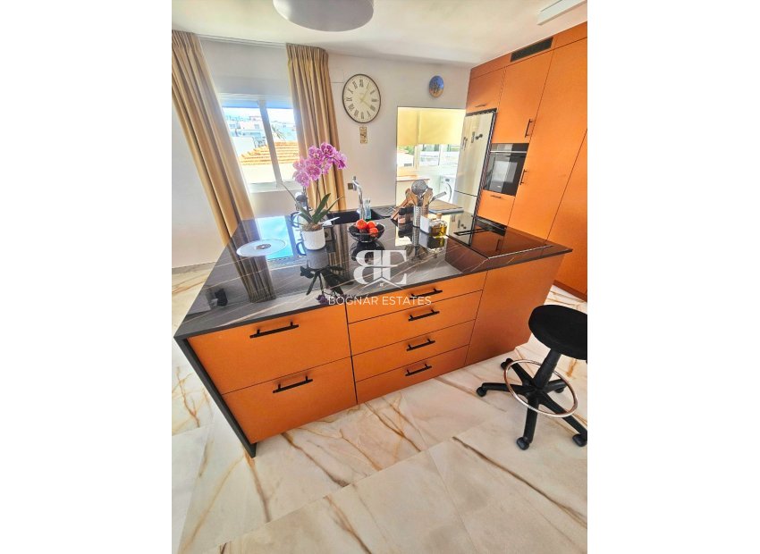 Wiederverkauf - apartment -
Altea